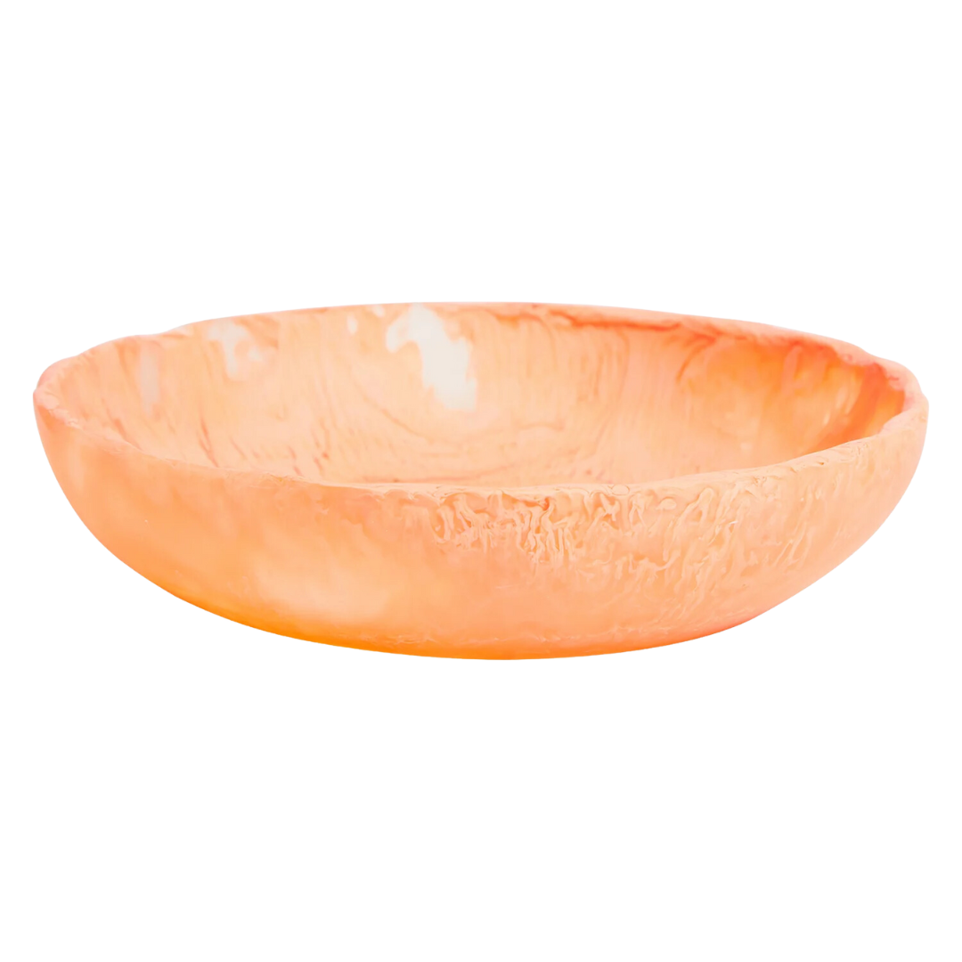 The Toni Bowl has a shallow silhouette that’s perfect for grain salads and mezze spreads. Reimagined here in our stunning Caviar colourway by Sage & Clare