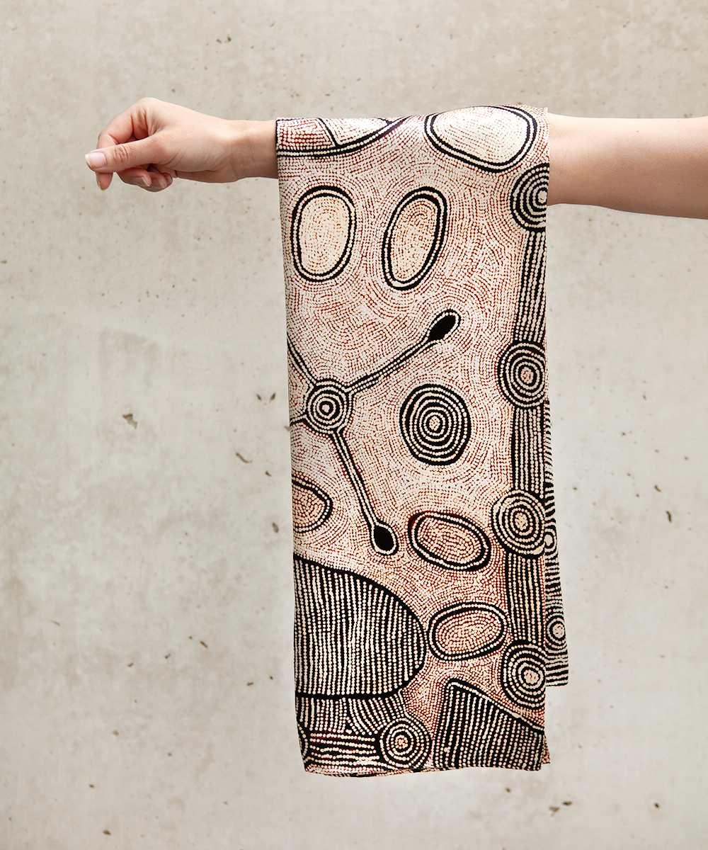 Scarf by Yaiti Napangati  WSSCYN0