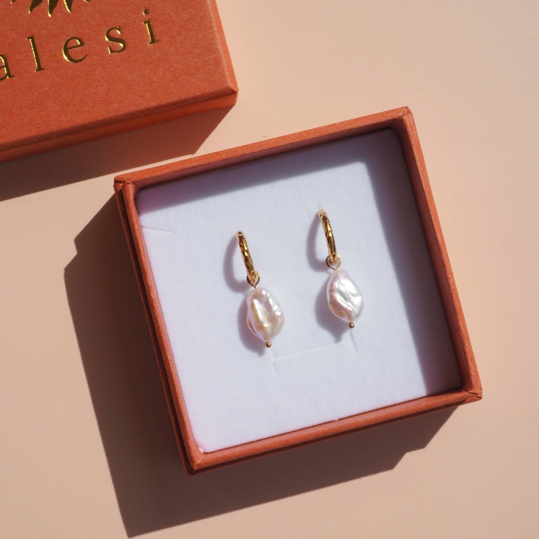 18K Gold Freshwater Keshi Pearl Hammered Hoops