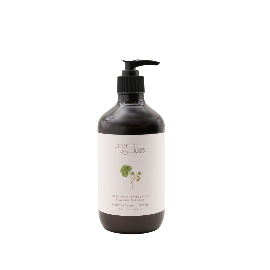 Nourish your skin at home with this earthy scent of Bergamot, Tangerine and Geranium Leaf
