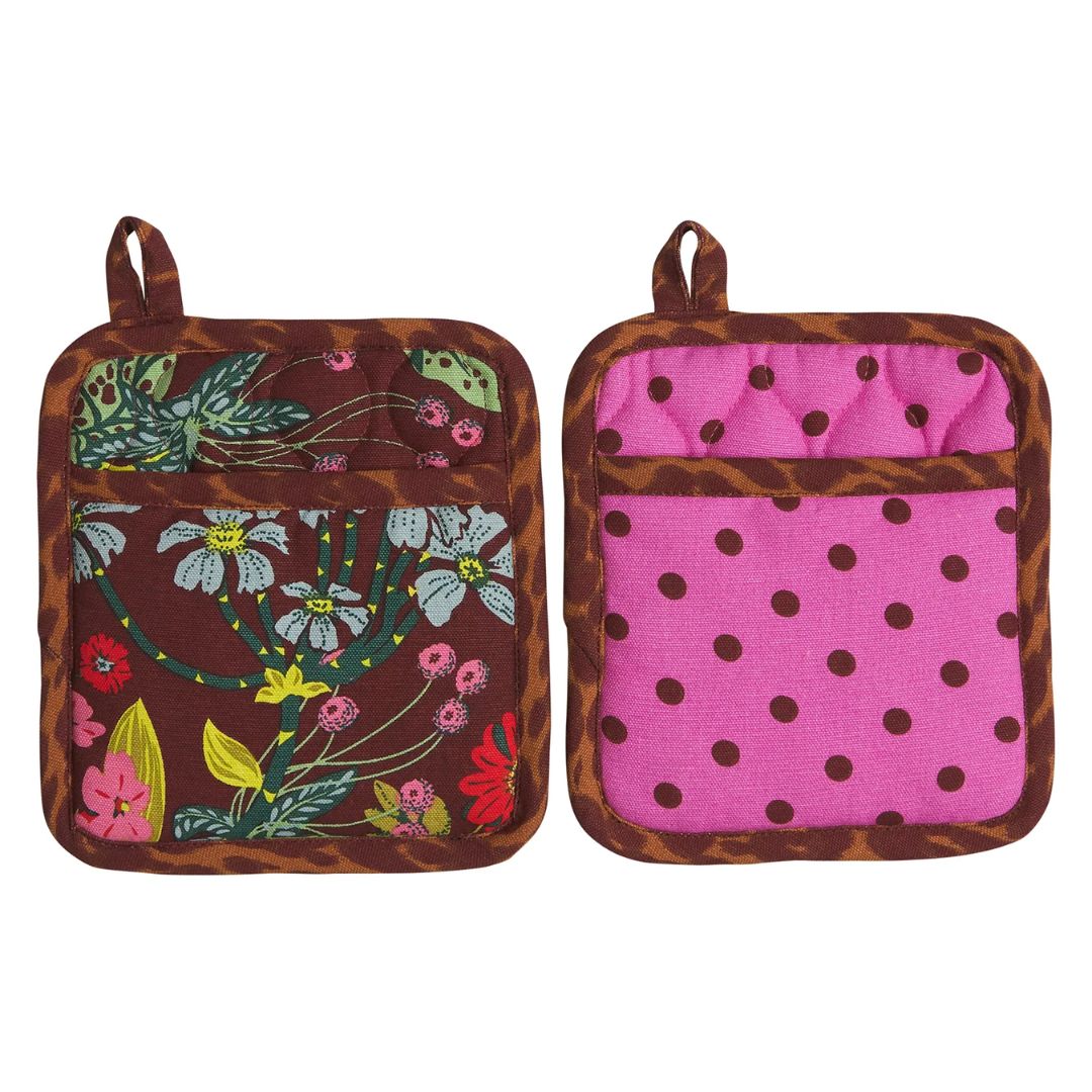 The coolest combination of prints does exist! Pink and brown polda dots, stunning botanicals and a leopard trim