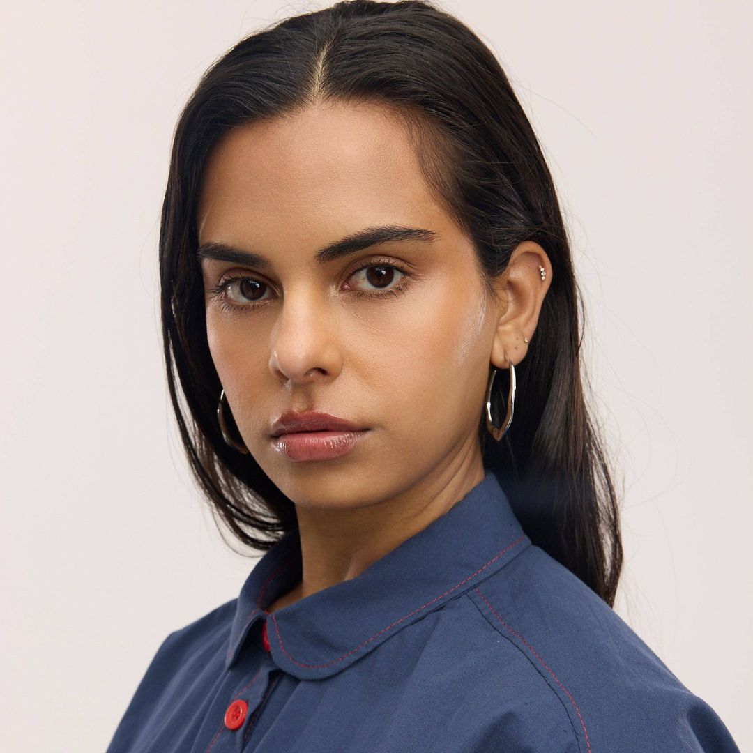 Heartline Hoop Earring: Platinum