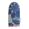 The African-batik-inspired Kavi design adds depth and contrast to your space. Indulge in indigo blues, delicate florals and botanicals with this gorgeous oven mitt from Sage & Clare