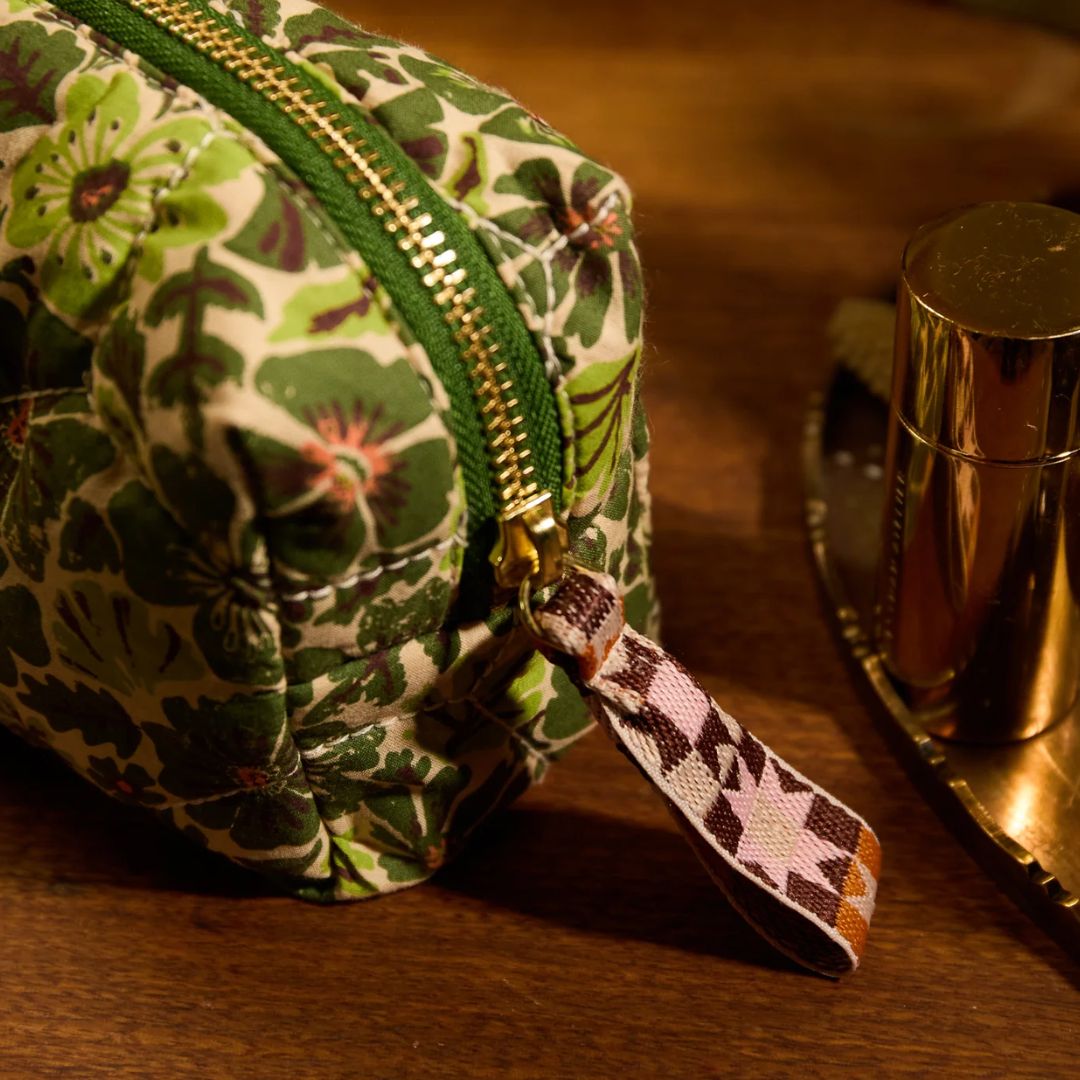 Magnolia Travel Pouch - Cactus Green