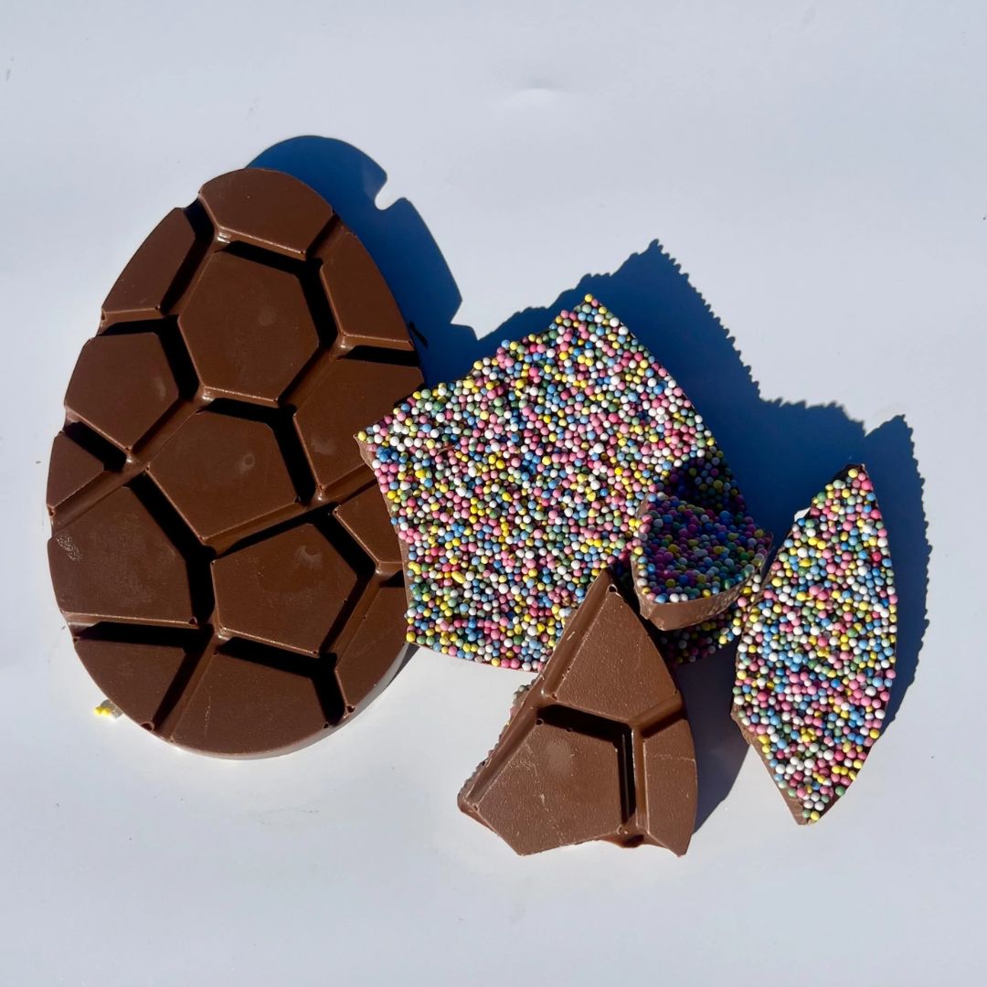 Milk Chocolate Easter Egg with Sprinkles